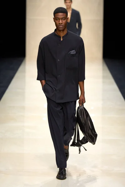 Look 90
